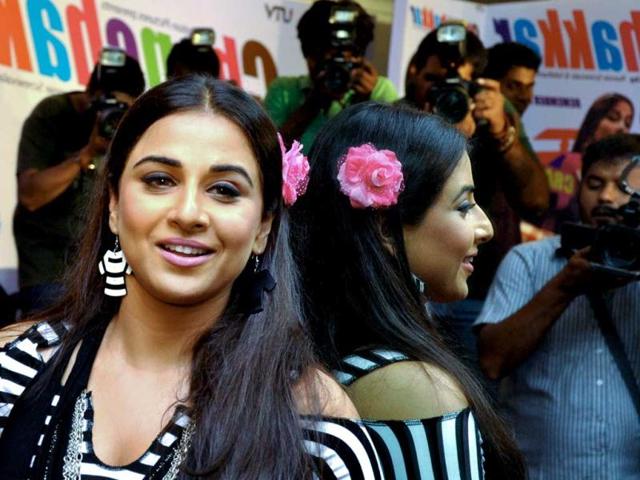 Vidya Balan poses for the photographers during the promotion of upcoming Hindi film Ghanchakkar in Mumbai on June 12, 2013. (AFP PHOTO)
