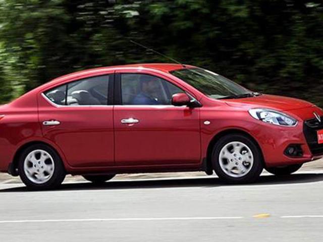 Renault-launches-Scala-RxE-diesel Renault-launches-Scala-RxE-diesel