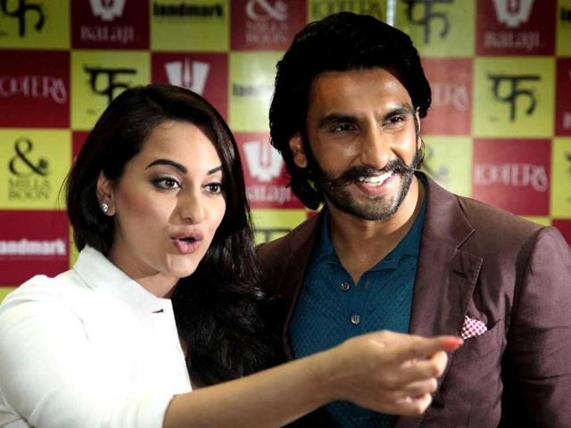 Ranveer seems amused by Sonakshi's antics