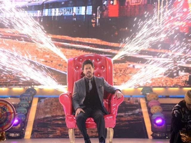 Shah Rukh Khan on the sets of Jhalak Dikhhla Jaa.
