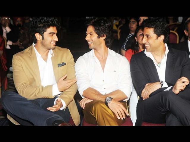 Arjun Kapoor, Shahid Kapoor and Abhishek Bachchan enjoying themselves at the 14th IIFA at The Venetian hotel in Macau on Thursday. (AFP Photo)