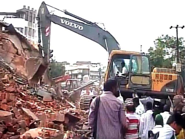 Debris of a 2 storey hotel that collapsed in Secunderabad, Andhra Pradesh. (ANI)