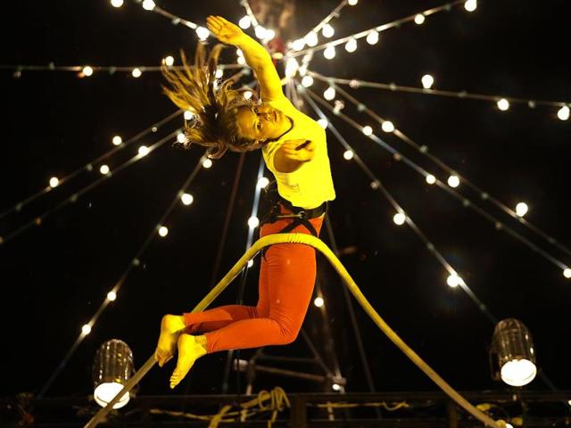 A trapeze artist performs in the dress rehearsal of "Darirari", the first show by CirkuMalta (Malta Circus), during the Malta Arts Festival in Malta. (Reuters Photo)