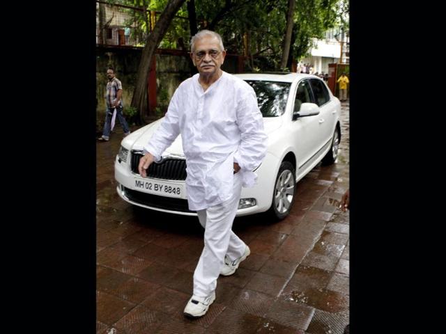 Gulzar Sahab walk in.