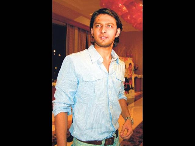 vatsal seth in tarzan the wonder car