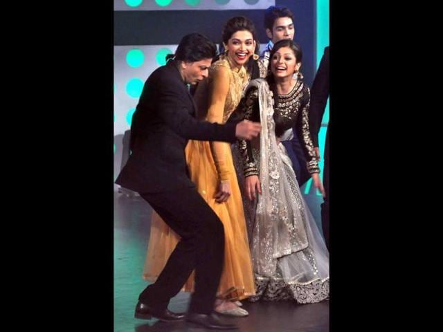 Shahrukh Khan and Deepika Padukone perform on the sets of Madhubala - Ek Ishq Ek Junoon. (AFP Photo)