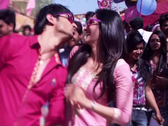 The romantic colour of pink is dominant!