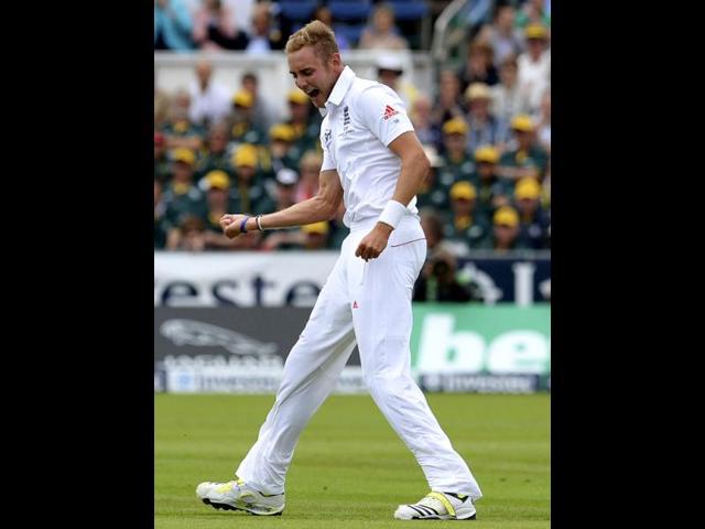 England's Stuart Broad celebrates taking the wicket of Australia's Usman Khawaja during the fourth Ashes Test match at the Riverside cricket ground, Chester-Le-Street, England. (Reuters Photo)