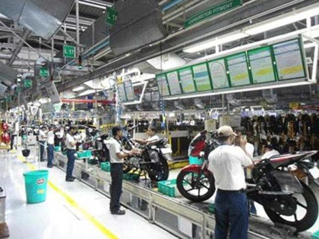 Bajaj-s-plant-strike-called-off Bajaj-s-plant-strike-called-off