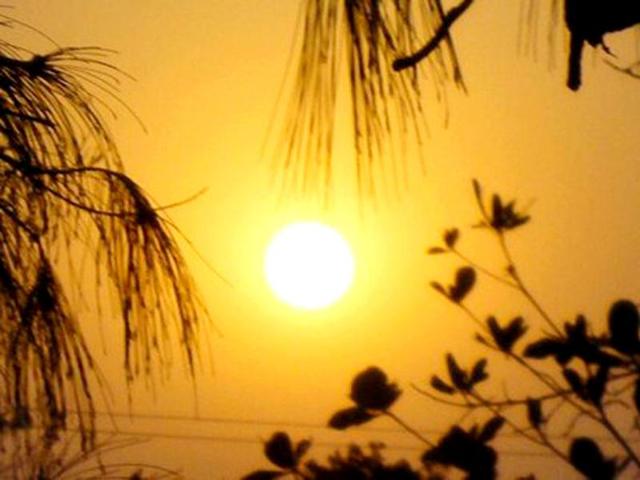 Another beautiful capture of a sunset. (Photo by: Ipi)