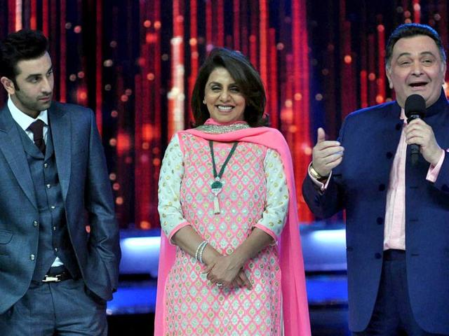 Rishi, Neetu and Ranbir spend a quality time at Jhalak.