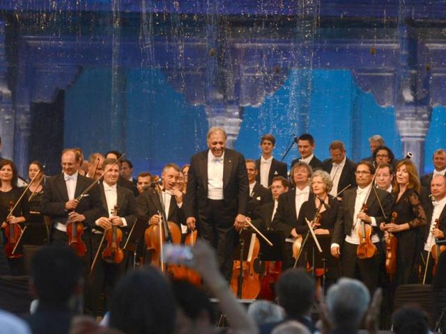 Zubin Mehta stands after a performance during the Ehaas-Kashmir music concert in Srinagar. (AFP Photo)