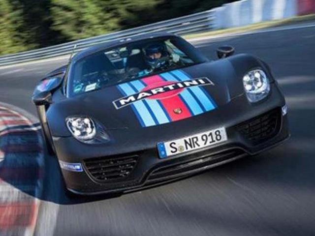 Porsche-918-Spyder-sets-lap-record-at-Nurburgring Porsche-918-Spyder-sets-lap-record-at-Nurburgring