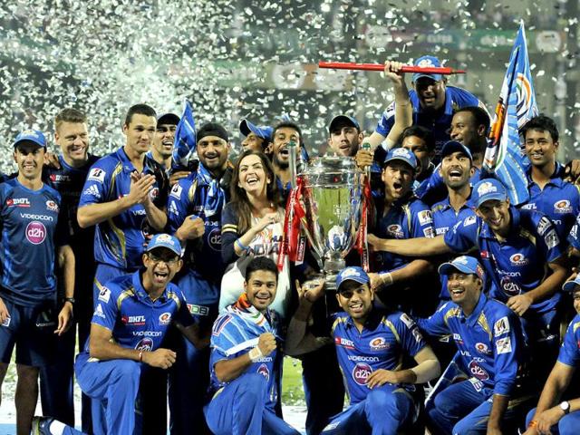 Mumbai Indians celebrate victory over Rajasthan Royals during their Champions League Twenty 20 final cricket match at Ferozshah Kotla ground in New Delhi. (HT Photo/Mohd Zakir)