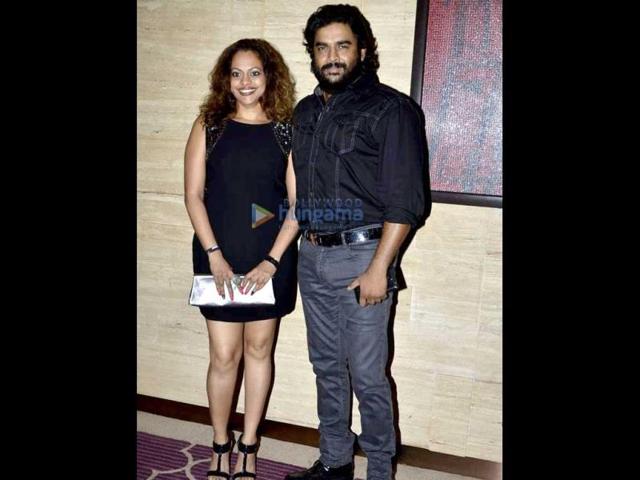 Sarita Birje, R Madhavan pose together.