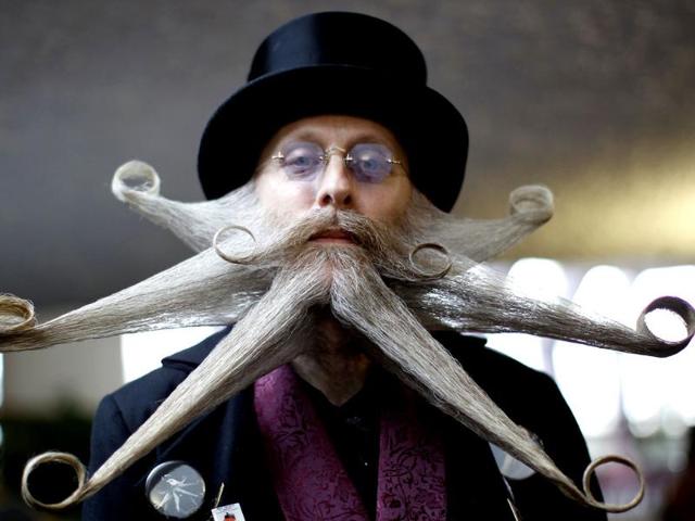 Armin Bielefeldt of the US, who needs more than 6 hours to put together his art work, at the championship. (Reuters Photo)