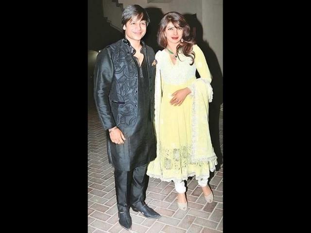 Vivek Oberoi and Priyanka Chopra at Vikas Bahl’s Diwali party. (Photo: Yogen Shah)