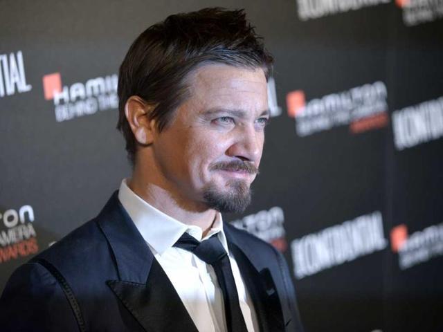 Jeremy Renner arrives at the 7th Annual Hamilton Behind the Camera Awards at The Ebell Theatre in Los Angeles. (AP photo)
