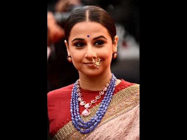 The nose ring add that zing to Vidya Balan's super-traditional sari at Cannes film festival.