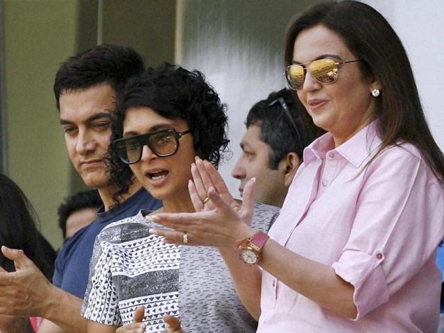 Aamir Khan and wife Kiran Rao cheer on India along with Nita Ambani.