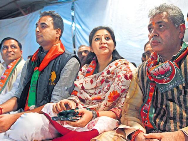 Not Without Their Better Half Wives Stand Strong Behind Delhi Bjp Candidates Hindustan Times Nakuul mehta is enjoying the local italian cuisine with jankee parekh wiki biography age height weight nakul mehta wife. wives stand strong behind delhi bjp