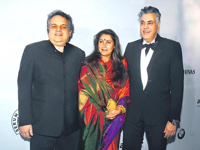 Sandeep Khosla, Dimple Kapadia and Abu Jani arrive for the event.