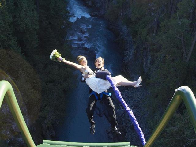Enjoy a free fall: Take a leap of faith at the Mokai Gravity Canyon. Try the mighty 80-metre bungee, feel the thrill of the 50-metre free fall on the bridge swing, or the rush of the 160 km per hour flying fox even as you exchange vows.