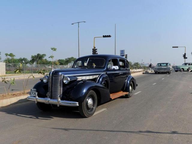 A 1937 Series 40 Buick Eight car driven by Harsheed Navroz Tarapore is pictured during the Vintage Car Rally in Ahmedabad. (AFP Photo)