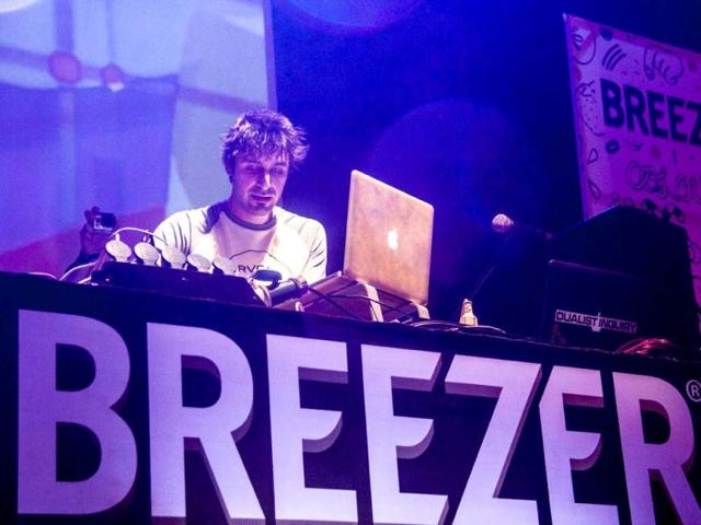 Dualist Inquiry DJ set at the Breezer Dub Station. (Photo credit: Shalaka Pai)