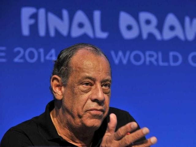 Brazilian-football-legend-Carlos-Alberto-Torres-at-a-press-conference-on-the-eve-of-the-Brazil-2014-Fifa-Football-World-Cup-final-draw-in-Costa-do-Sauipe-AFP
