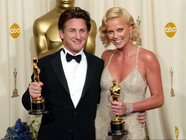 Sean-Penn-and-Charlize-Theron
