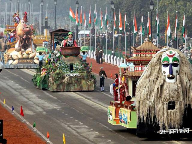 The tableau of Arunachal Pradesh, Uttarakhand and Maharashtra move along Rajpath during the full dress rehearsal for the Republic Day parade in New Delhi. (PTI photo)