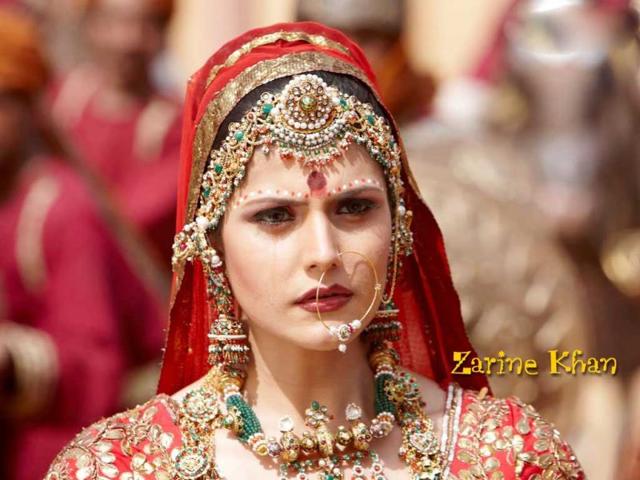 People Didnt Give Me A Chance Comparisons With Katrina Affected My Career Zarine Khan Hindustan Times The fan forum for the violated heroine video game.