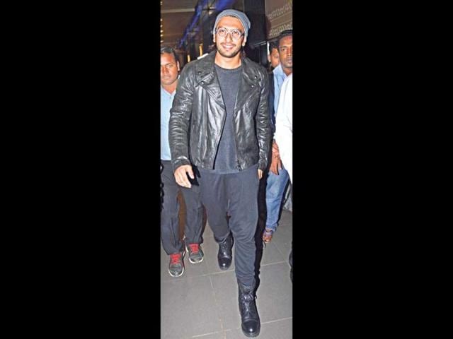 Actor Ranveer Singh shows off his nerdy side in a beany and Harry Potter style glasses. (HT Photo)