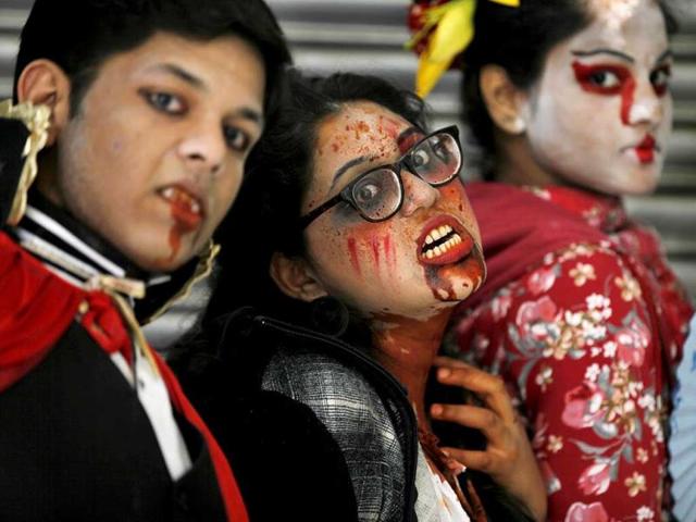 Gore always works! Some will try to scare you at the Comic Con 2014 (Raj K Raj)