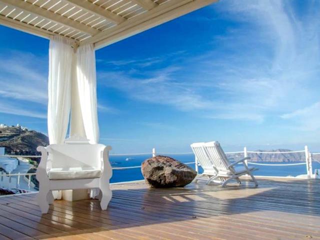 3. Anastasis Apartments, Imerovigli, Greece