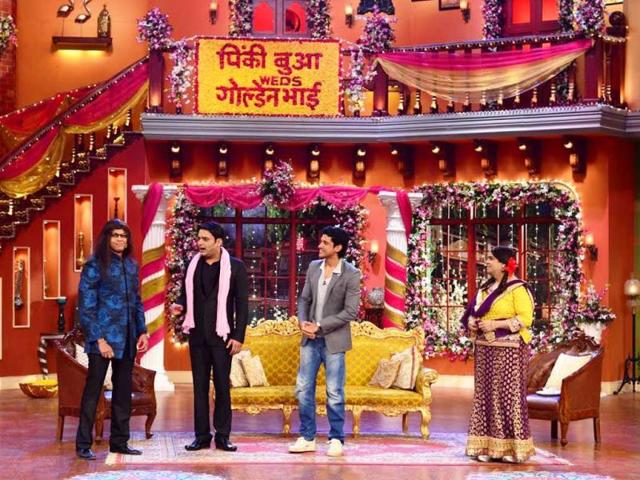 Farhan Akhtar on Comedy Nights with Kapil. Farhan Akhtar on Comedy Nights with Kapil.