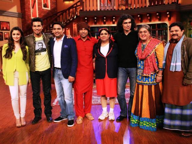 Alia Bhatt, Randeep Hooda and Highway director Imtiaz Ali on the sets of Comedy Nights with Kapil.