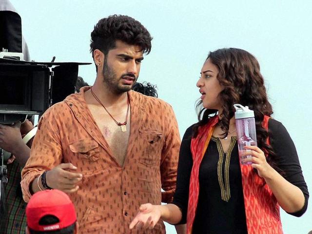 Tevar, directed by Amit Sharma and written by Gunasekhar, stars Arjun Kapoor, Sonakshi Sinha and Manoj Bajpayee.