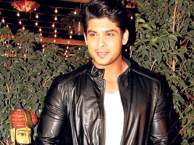 siddharth shukla t shirt brand