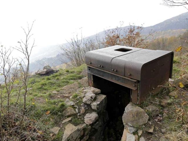 A German observation post is seen at the World War One Vieil Armand "Hartmannswillerkopf" battlefield in the Alsace region as 2014 marks the 100th anniversary of the start of the First World War (WWI) (Reuters photo)