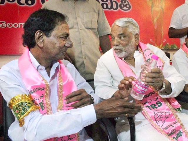 Telangana-Rashtra-Samithi-TRS-president-K-Chandrasekhar-Rao-with-party-general-secretary-K-Keshava-Rao-at-the-party-s-politburo-meeting-in-Hyderabad-PTI-Photo Telangana-Rashtra-Samithi-TRS-president-K-Chandrasekhar-Rao-with-party-general-secretary-K-Keshava-Rao-at-the-party-s-politburo-meeting-in-Hyderabad-PTI-Photo