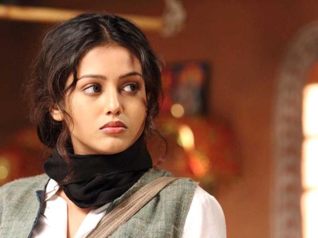 Kaanchi is a story of the inner power of a woman who represents millions of suppressed youth against injustice in the country. Kaanchi is a story of the inner power of a woman who represents millions of suppressed youth against injustice in the country.
