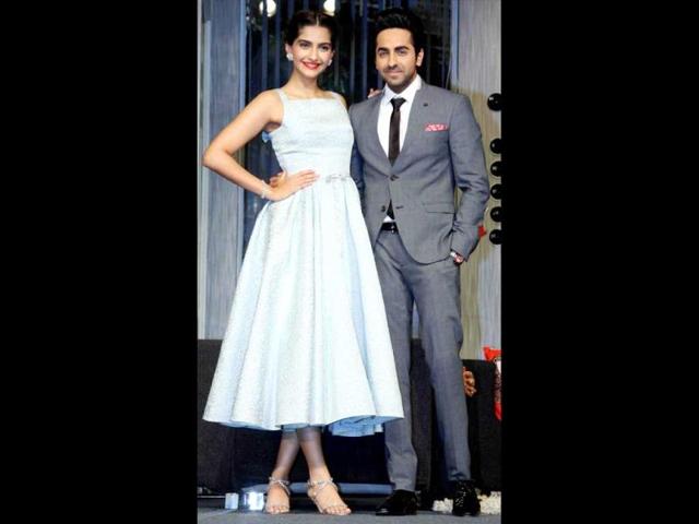 Sonam Kapoor and Ayushmann Khurrana pose for the shutterbugs during the promotion of Bewakoofiyaan. (PTI Photo) Sonam Kapoor and Ayushmann Khurrana pose for the shutterbugs during the promotion of Bewakoofiyaan. (PTI Photo)