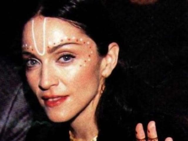 Madonna is another Indophile when it comes to her bindi statements. Check this one out.