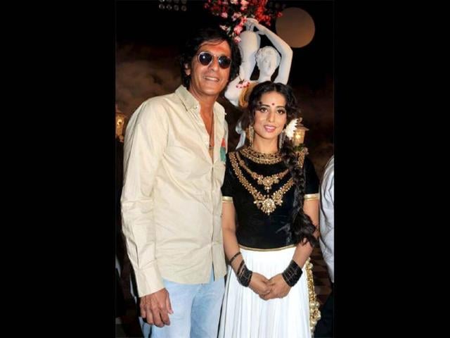 Satish Kaushik's Gang of Ghosts is a remake of a popular Bengali film Bhooter Bhabishyat.