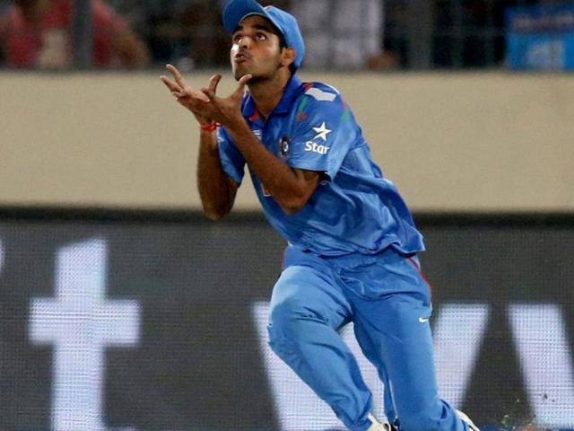 Bhuvneshwar Kumar prepares to take the catch to dismiss Pakistan's Mohammad Hafeez during their ICC World Twenty20 match in Dhaka. (AP Photo)