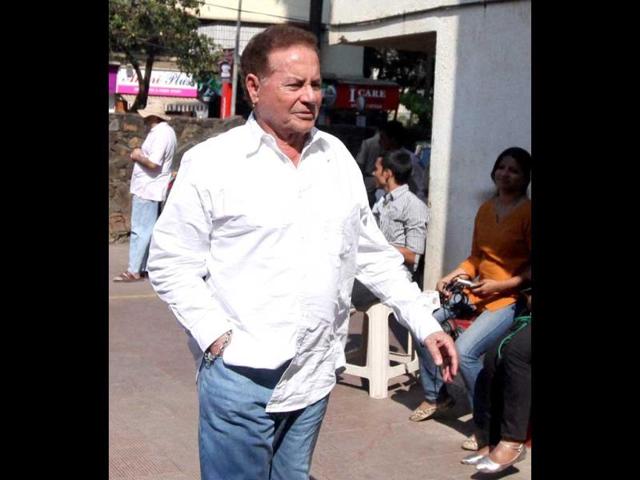 Veteran actor and screenwriter Salim Khan at Nanda's funeral at Oshiwara in Mumbai on March 25, 2014. Veteran actor and screenwriter Salim Khan at Nanda's funeral at Oshiwara in Mumbai on March 25, 2014.