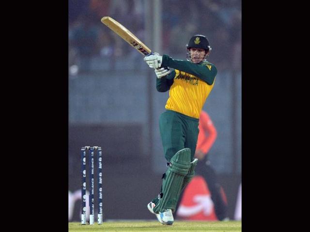 South Africa's Quinton de Kock plays a shot during their ICC World Twenty20 match against England at the Zahur Ahmed Chowdhury Stadium in Chittagong. (AFP Photo)