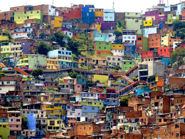 View of Comuna 13 shantytown, one of the poorest areas of Medellin, Antioquia department, Colombia ahead of the World Urban Forum 7, which will take place from April 5 to 11 (AFP Photo)
